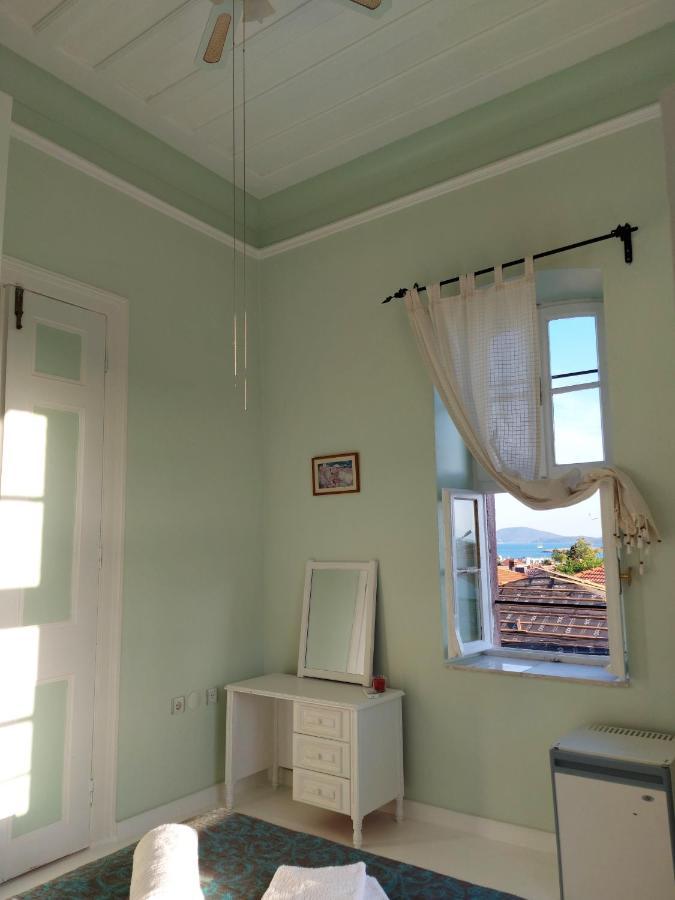 Eolos House Cunda Ayvalı Exterior foto